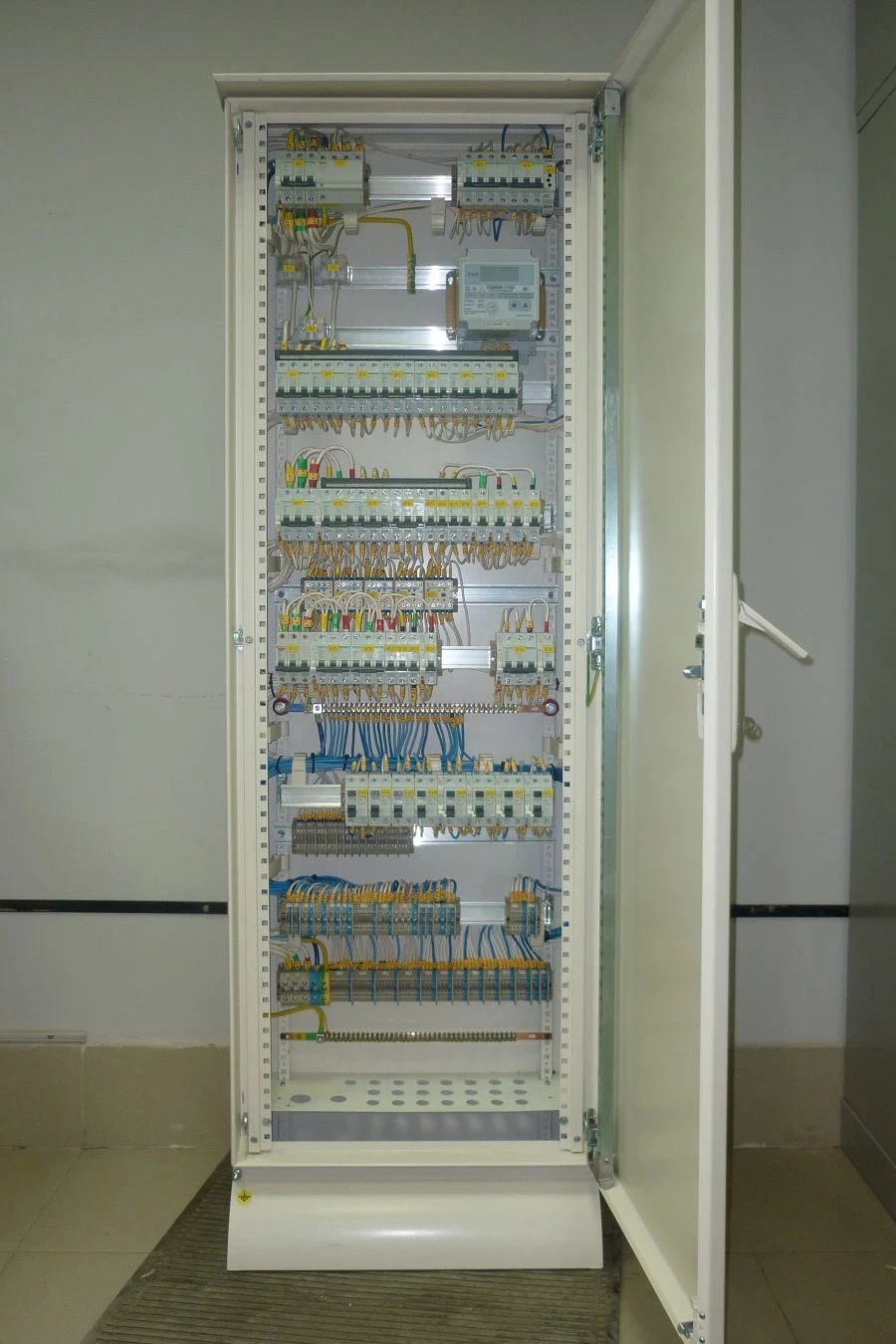 Input-Distribution Switchboard SWR-40-SK-V-1(m/r)