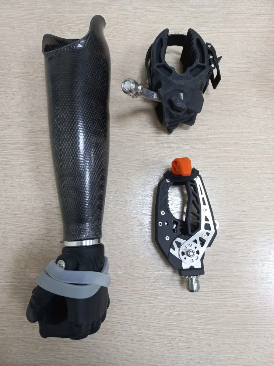Functional Hand Prosthesis for Amputation PR0-R.1