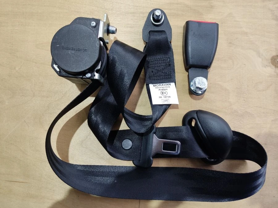 Safety Belt Set for Driver and Passengers, Model 32212-8217010