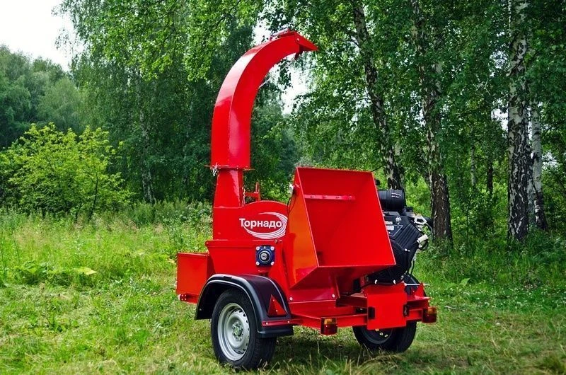 Tornado M200R Trailed Wood Chipper