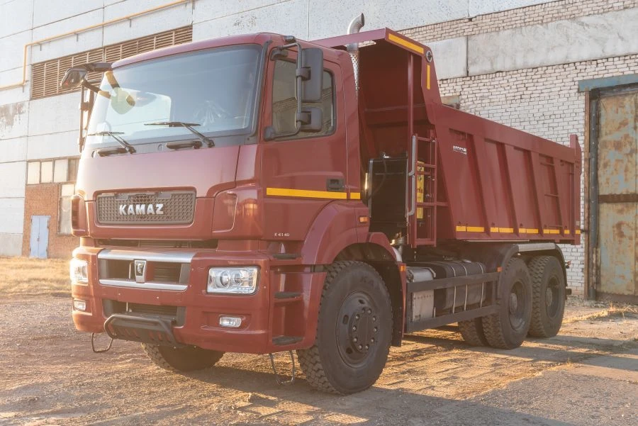 KAMAZ 6580-T5 Dump Truck for Bulk Material Transport