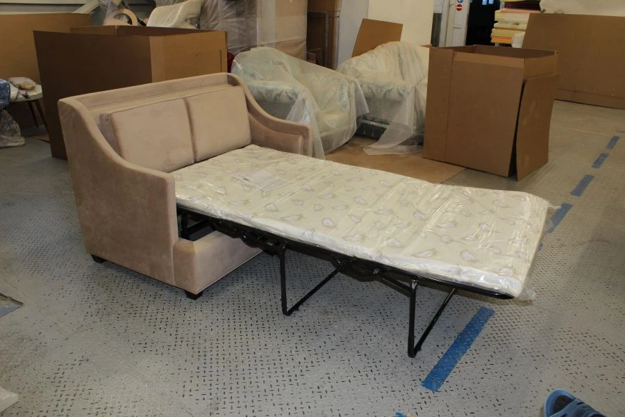 Metal Frame Sofa with Folding Mechanism