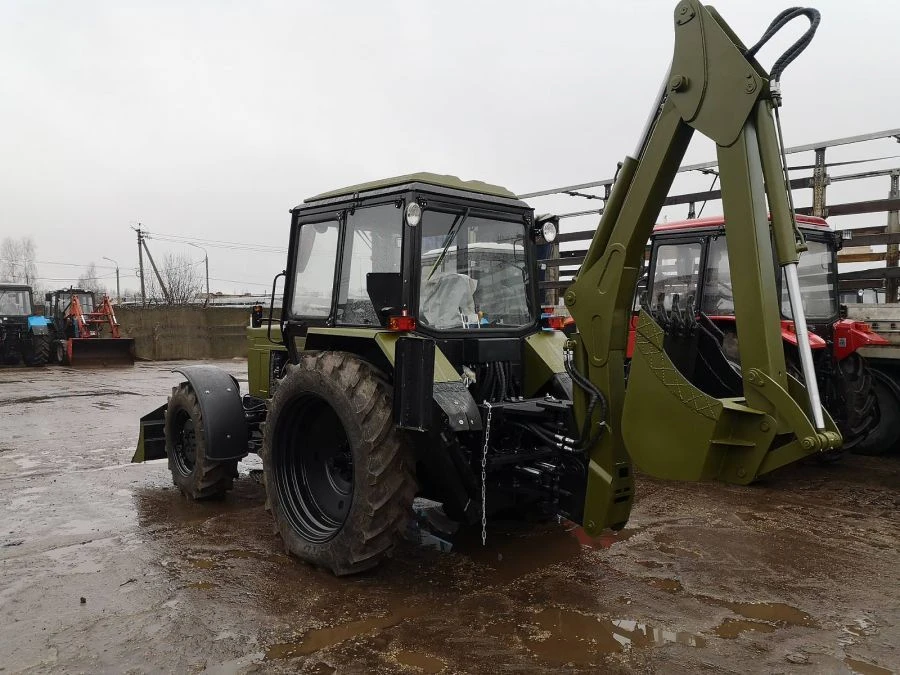EO-2626M Backhoe Loader - Versatile Excavation and Loading Machine