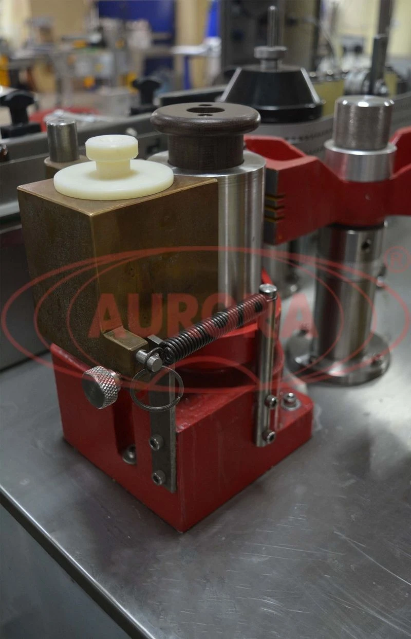 Automatic Labeling Machine Model AE