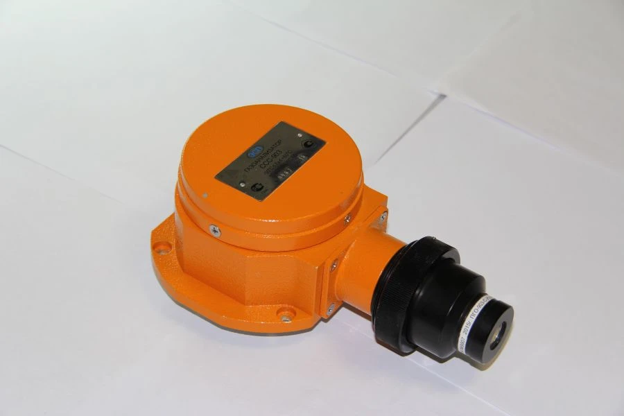 Gas Analyzer for Measuring Combustible Gases, Model CCC-903
