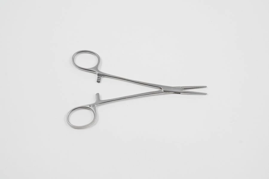 Vascular Hemostatic Clamp, Thin, Straight, 160 mm, Model VZ-3-62-1