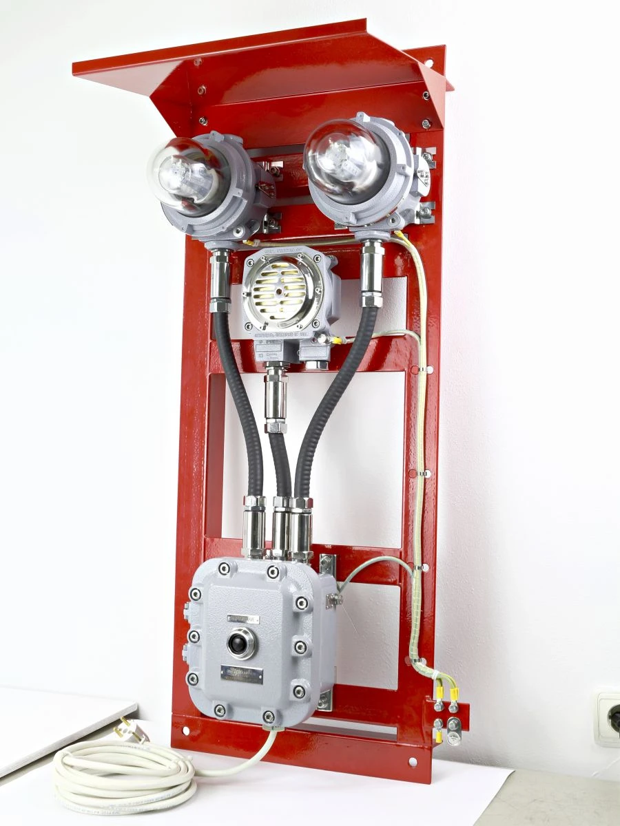 Combined Light and Sound Signal Posts VELAN-KVPS