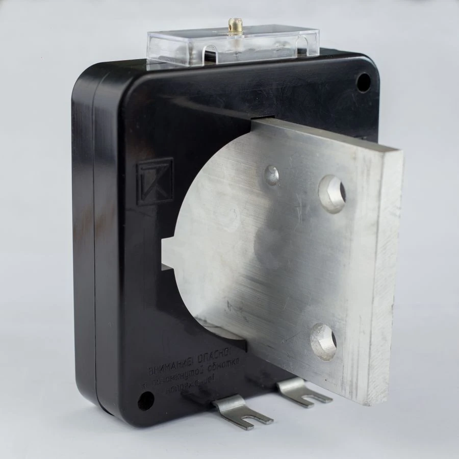 Current Transformer T-0.66 M 10 VA 0.5 2000/5