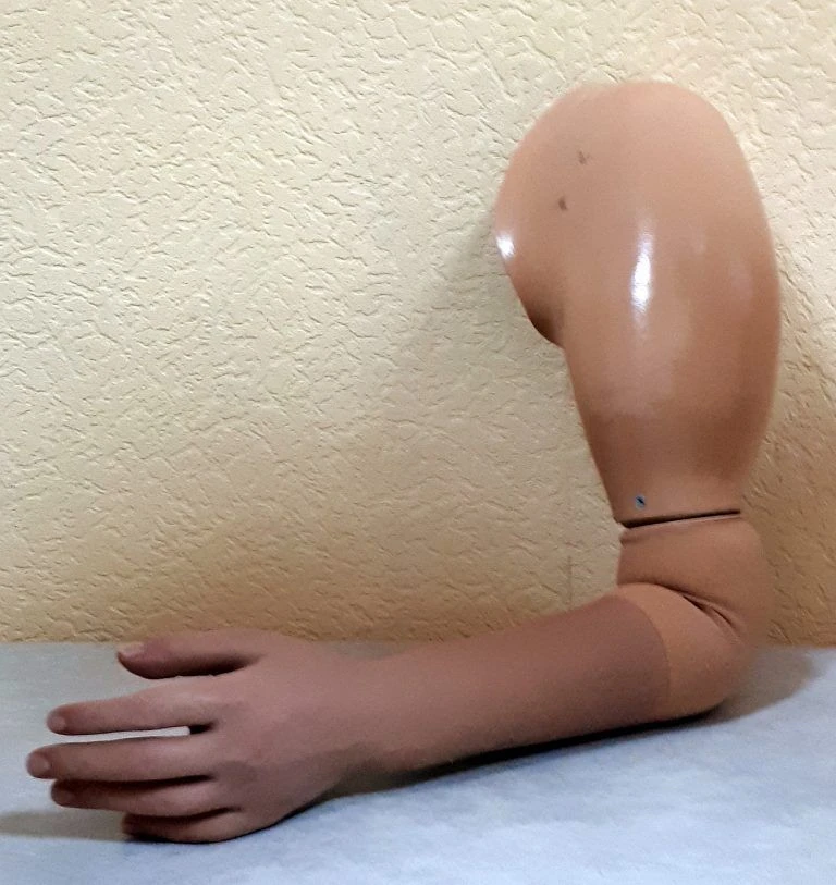 Cosmetic Shoulder Prosthesis with Functional Features