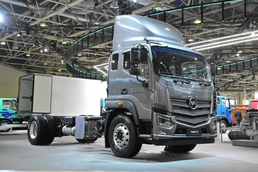 Euro-5 Diesel Engine Chassis FB6R31 with 4800mm Wheelbase