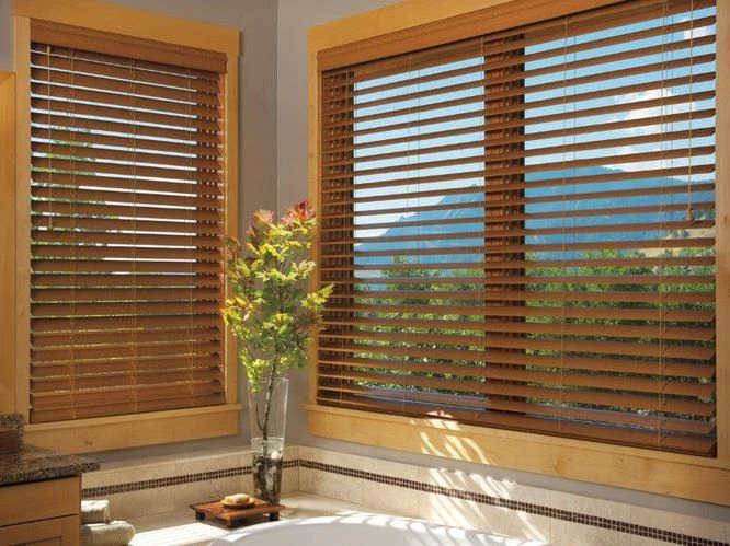 Horizontal Blinds for Home and Office Interiors