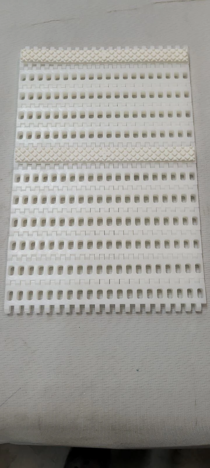 Modular Conveyor Belt ML2541 PE for Transporting Products