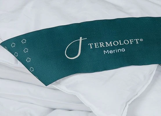Lightweight Warm Termoloft® Merino Blanket
