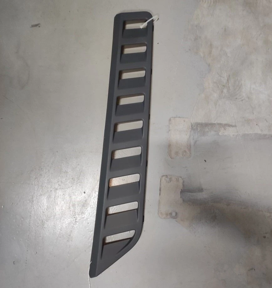 Right Wing Cover for Car Exterior - UC1A11-8403128