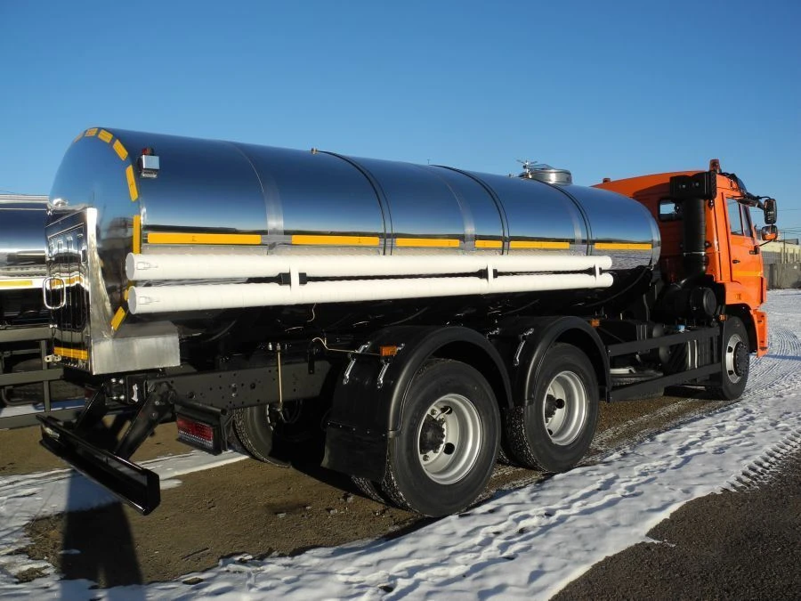 食品液体专用罐车 KAMAZ 56874-0000010-02
