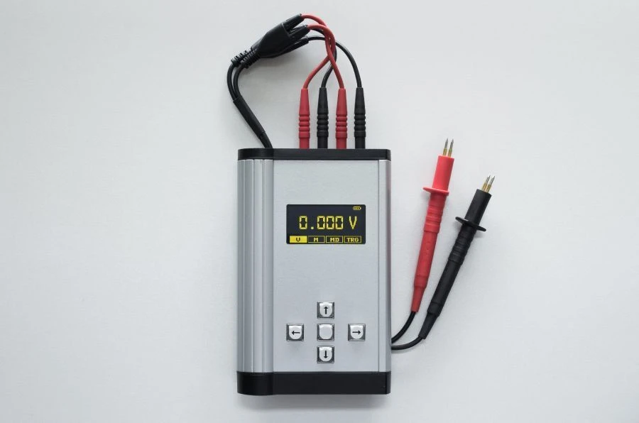 Electrochemical Power Source Analyzer AEA30V