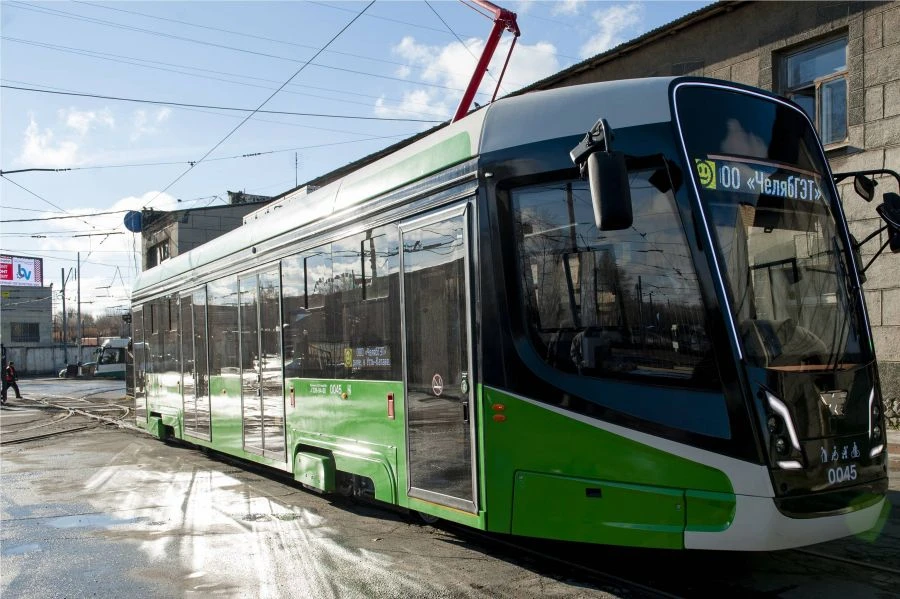 Low-Floor Tram Vehicle Model 71-628-01