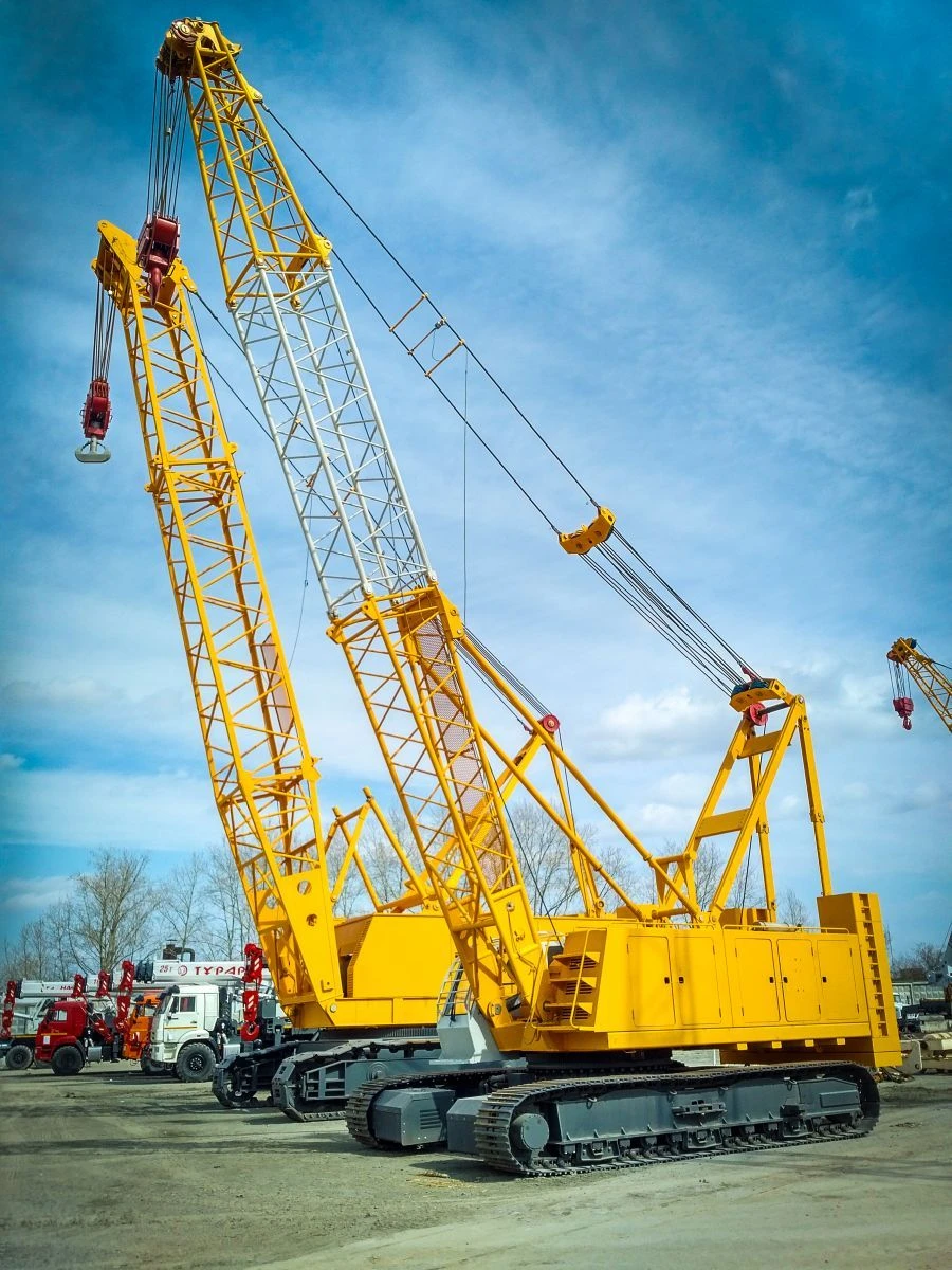 Crawler Crane DEK-501 with High-Strength Steel Boom