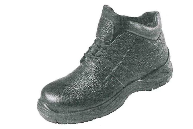 Protective Leather Work Boots for Industrial Workers, Impact Resistant BTM-02