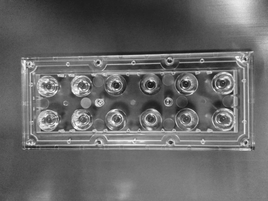 عدسة LED لمصباح AMT-GN-173x70-3535-60
