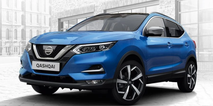 Front-Wheel Drive Nissan Qashqai 1.2L MT Compact SUV