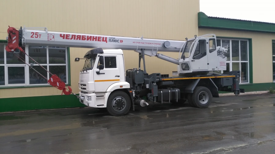 Truck Crane KS-55732 Model 6929H2-1 for Heavy Lifting