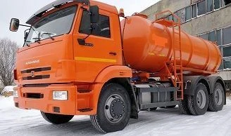 KAMAZ底盘真空车4683K9-6