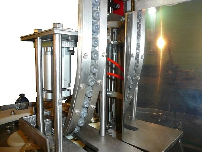 Cap Orientation Machine Model OK