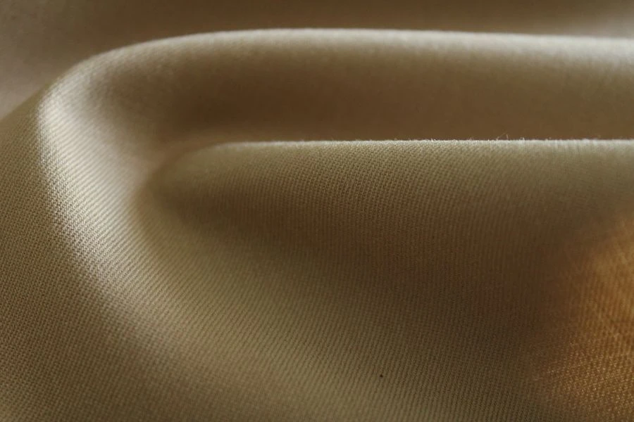 Semi-Wool Suiting Fabric 17s22sAR-DY, Color 9-3