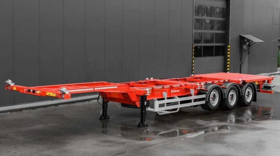 Low-Bed Tri-Axle Container Transport Semi-Trailer Model 9453-0000010-30
