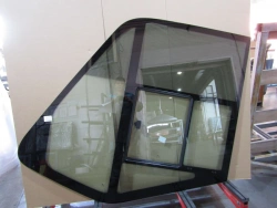 Side Window Glass with Vent for GAZ A63R42-5403053