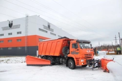 All-Season Road Cleaning Machine MKDU-3 on KAMAZ-6520-53 Chassis