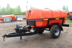 PMP-4 Towed Equipment for Asphalt Cleaning and Irrigation