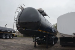 Round Cross-Section Tank Semi-Trailer for Oil Transport GR4-2, Model 94329-0000010