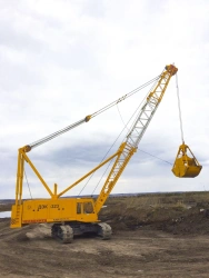 Crawler Crane DEK-323 with Cabin 501.17.00.000 or 131.17.01.000