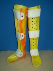 Full Leg Support Brace for Joint Stabilization