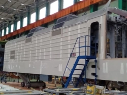 Painted Metal Body for Electric Locomotive 5ТС.340.337-07