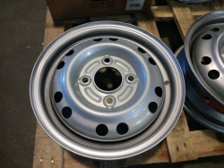 Steel Car Wheels with J Rim for Tubeless Tires, Type 16x6.5 D31