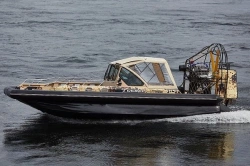 Phantom 750 Hovercraft - Dual-Hull Design