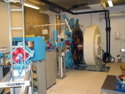 Compact Cyclotron SS-18/9 for Radiopharmaceutical Production