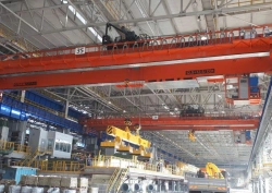 Electric Overhead Metallurgical Crane, Type KMm