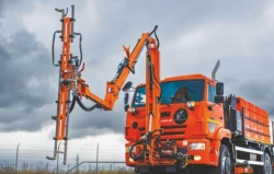 FMM 600 Front Washing Manipulator Three-Section System