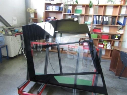 Right Side Glass for Non-Windshield Use - PAZ 320405-04-5403050DS