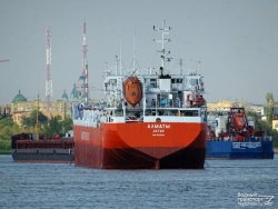 Oil Tanker Project 00210 with Deadweight of Approximately 12,000 Tons