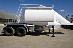 Specialized Semi-Trailer Tank SF2U for Non-Hazardous Bulk Cargo