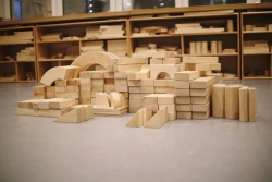 Wooden Building Blocks Toy for Kids - 193 Pieces, Model 193