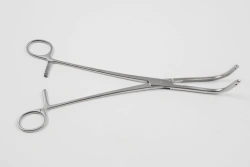 Curved Hemostatic Clamp for Renal Pedicle, Large, No. 2, 240 mm