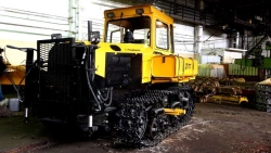 Industrial Crawler Tractor DT-75GM4S2