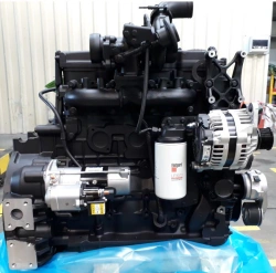 Turbocharged 4-Cylinder Diesel Engine Cummins QSB4.5 130