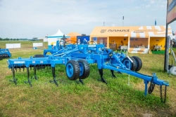 Chisel Plow SVAROG PCh-6 for Deep Tillage